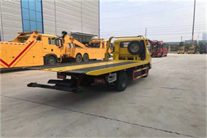 大名非事故拖车