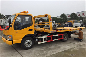 大名哪里有拖车服务